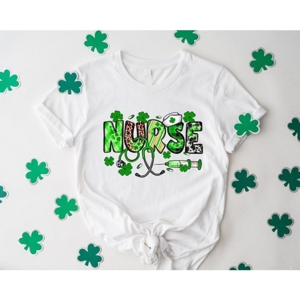 St Patricks Lucky Nurse Irish Women Clover Holiday Shamrock Tee T-Shirt